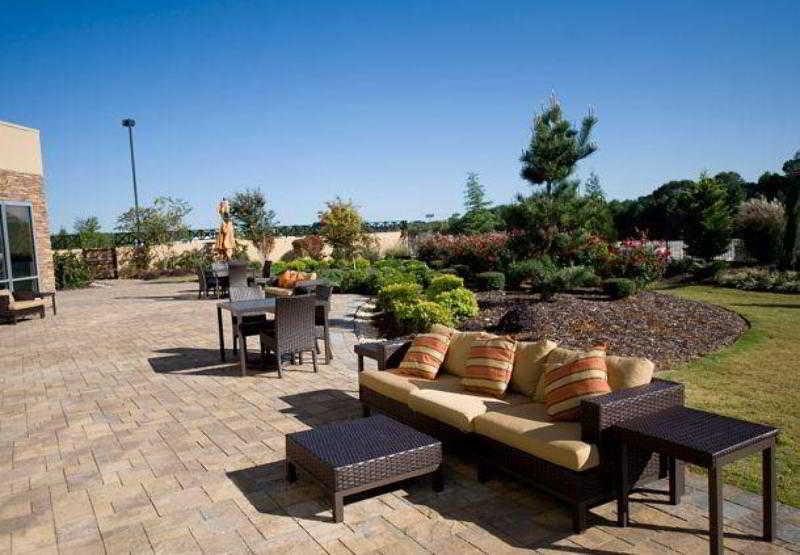 Courtyard Atlanta McDonough